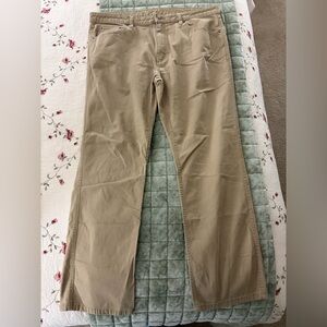 Magellan Outdoors Men's Khaki Pants Size 38 x 32